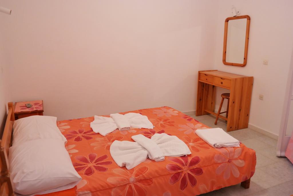 Katerina Suites 아기오스프로코피오스 외부 사진