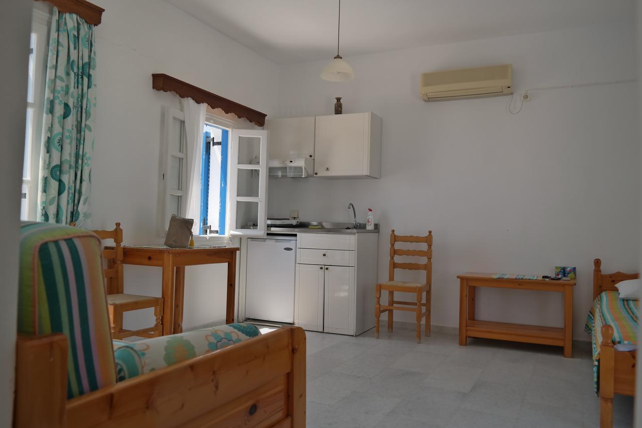 Katerina Suites 아기오스프로코피오스 외부 사진